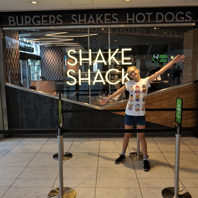Pic 2018-0605 12 Shake Shack Lunch (2) Edit
